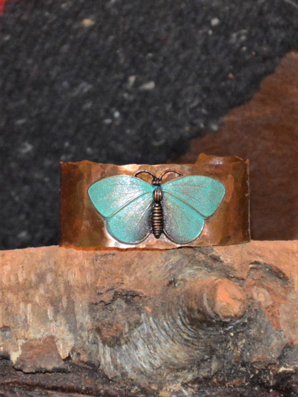 Hammered copper bracelet w/ butterfly 
